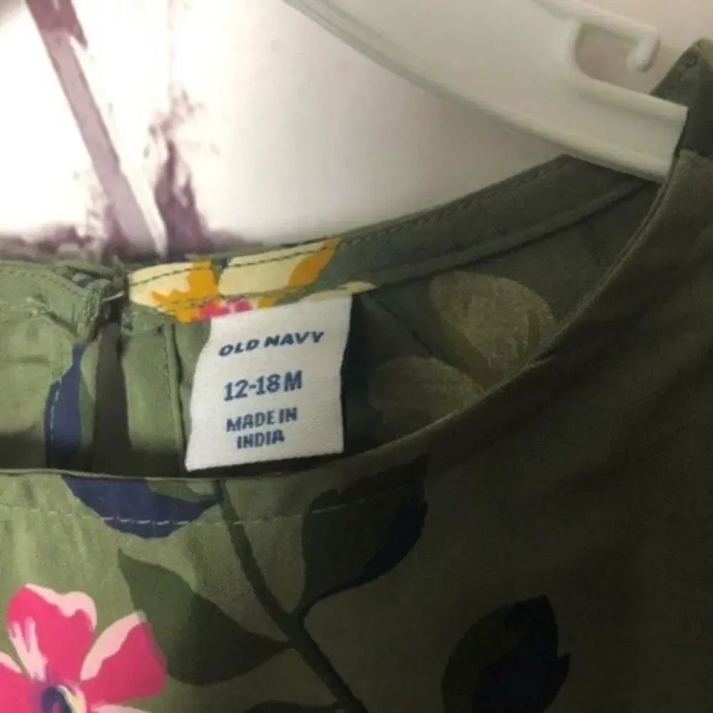 Old Navy Floral Girls Swing Dress Size 12-18 M NWT